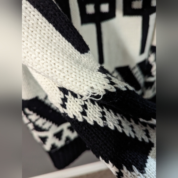 RDA knit zip up sweater - Picture 4 of 4